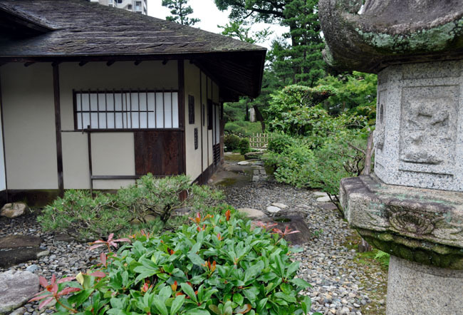 清風館の露地